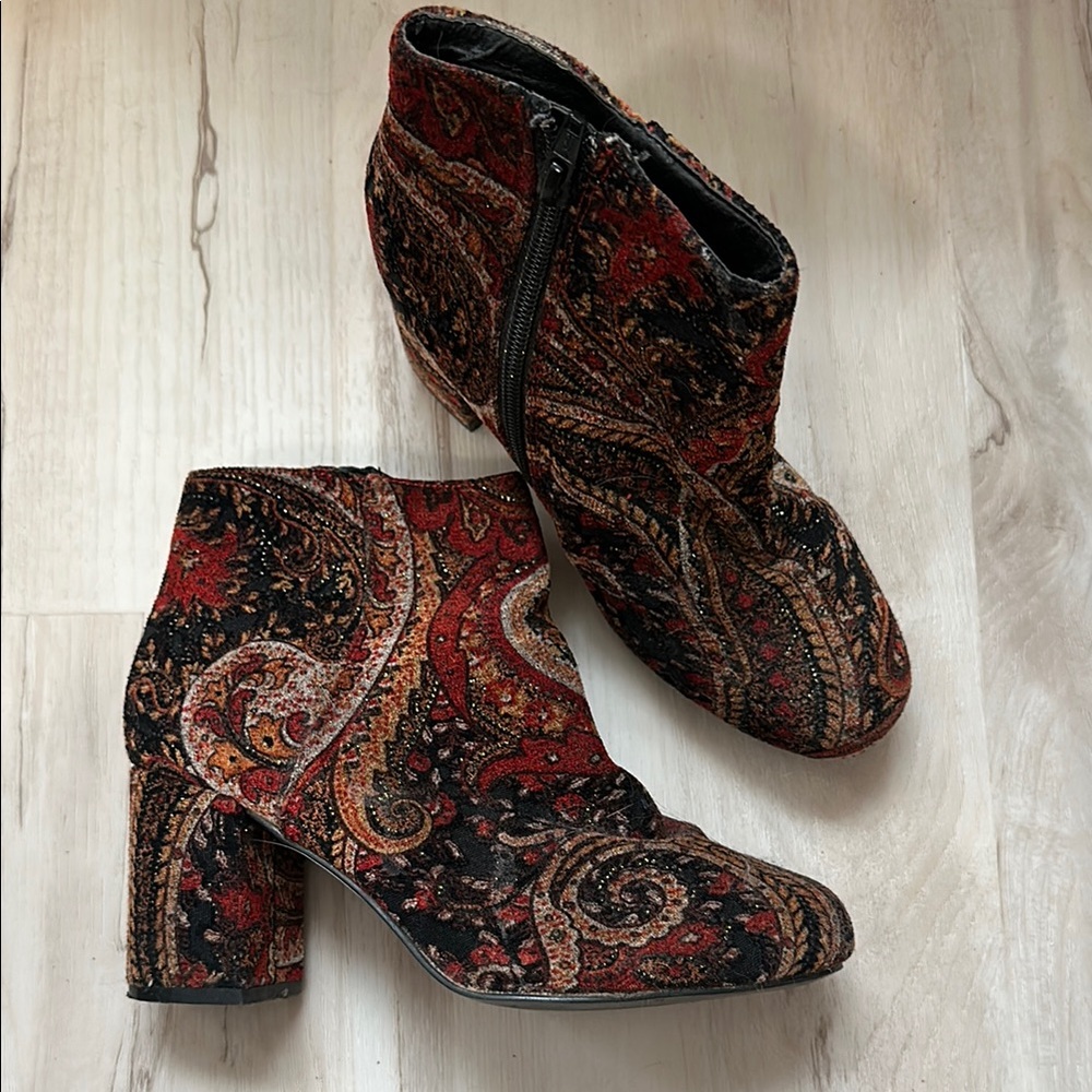 Diba Elegant Paisley Ankle Boots - Red and Black